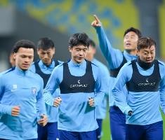 博主：今年武汉三镇是不欠薪的，新增加的转会禁令也是历史问题